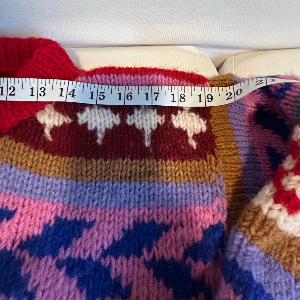 Handmade wool sweater - Picture 12 of 17